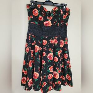 Floral Strapless Black Dress with Lace Waist